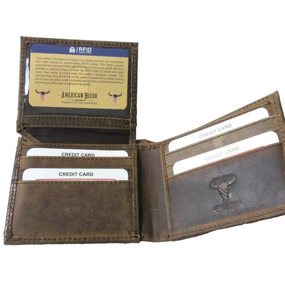 American Bison Men's Buffalo Nickel Concho Bifold Brown Leather Wallet NIB